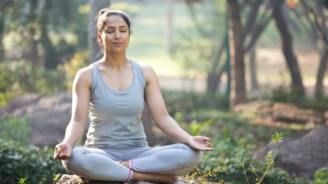 Meditation 1600x900 1, आज के योग टिप्स : मेडिटेशन से मानसिक स्वास्थ्य के संगे-संगे ए बेमारी के खतरा कम हो जाला, रोज अभ्यास करीं, Exercise, Fitness, meditation, Yoga,