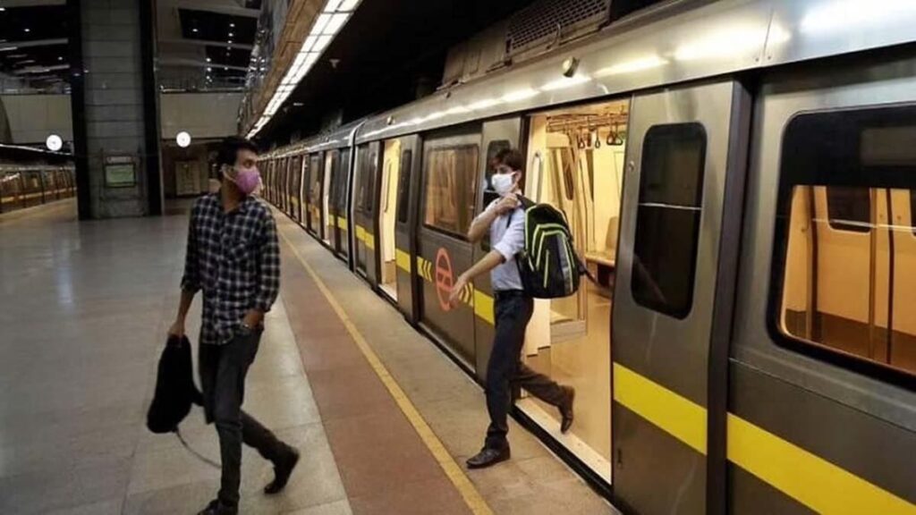 पटरियन पs दिखल ड्रोन:फोटो