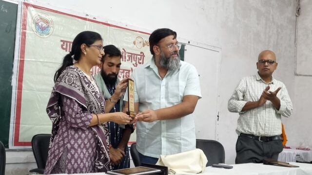 यायावरी क्लब आ डी.ए.वी.पी.जी कॉलेज के तत्वावधान में आयोजित कार्यशाला : फोटो