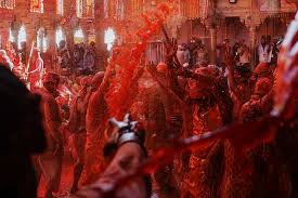 Holi 2025: होली पs एह चीजन के दान बा जरूरी, मत करीं अनदेखा