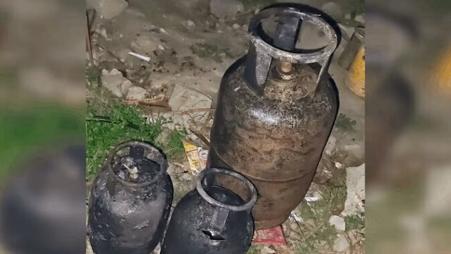 Delhi Fire: आनंद विहार के झुग्गी में बीतल रात लागल भीषण आग, तीन लोगन के जिंदा जरके मौत