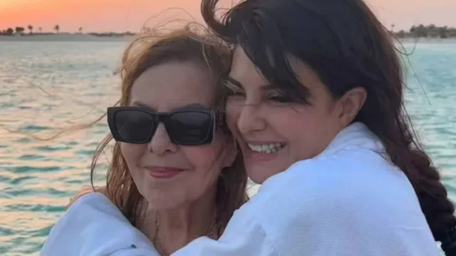Jacqueline Fernandez Mother Death: जैकलीन के मां के निधन, अंतिम संस्कार करे श्मशान घाट पहुंचल अभिनेत्री