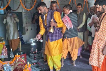 चतुर्थ केदार रुद्रनाथ मंदिर - फोटो : संवाद न्यूज एजेंसी