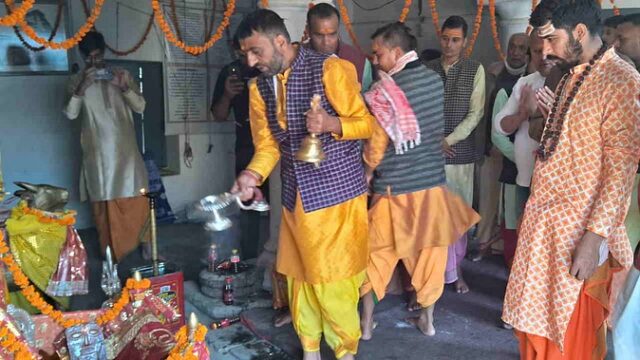 चतुर्थ केदार रुद्रनाथ मंदिर - फोटो : संवाद न्यूज एजेंसी