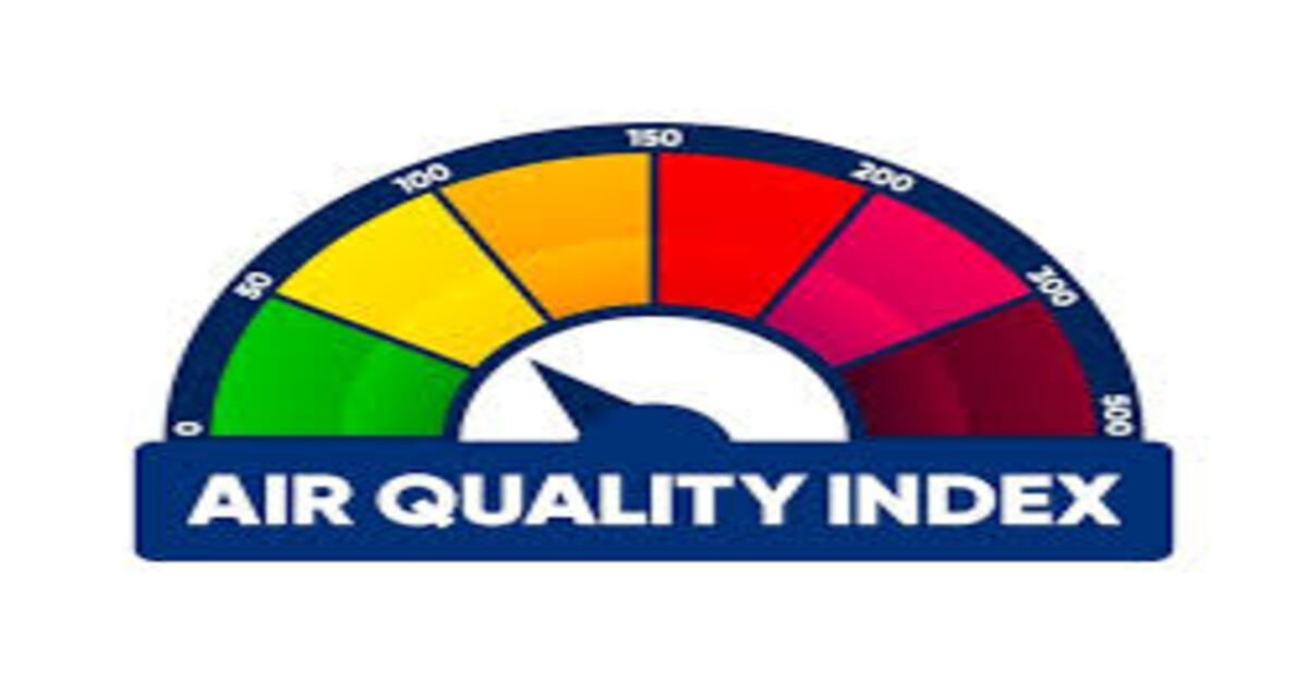 Dense smog and severe air pollution in Delhi NCR with AQI above 400