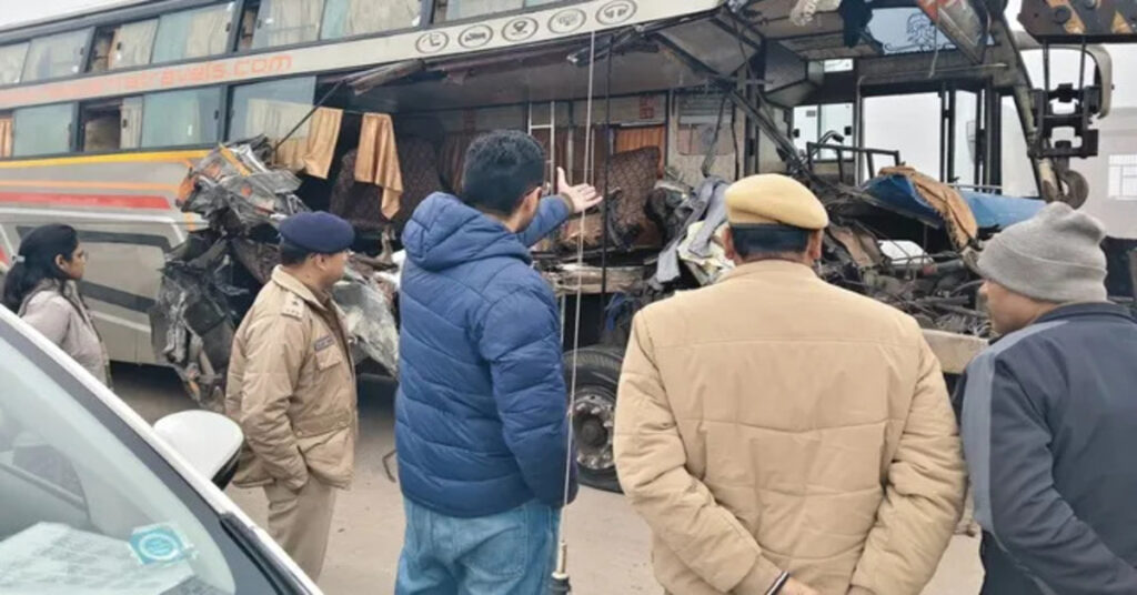 Bharatpur bus accident on Agra Jaipur highway due to dense fog, four people died after bus hit a trailer