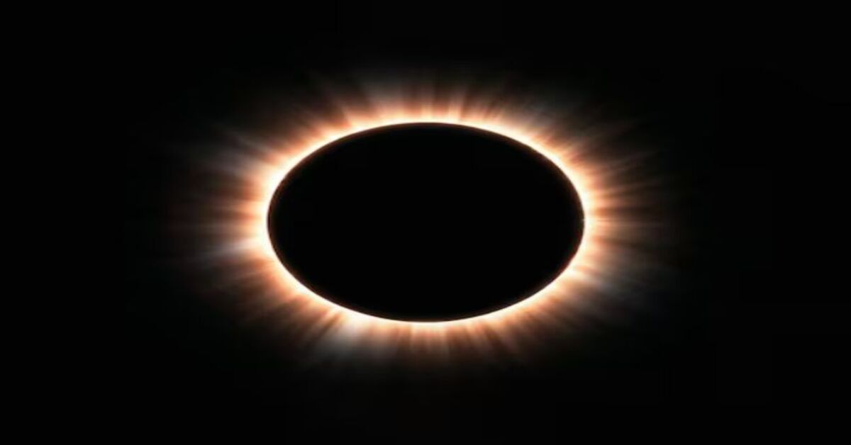 Annular Solar Eclipse 2026 Ring of Fire visible in the sky