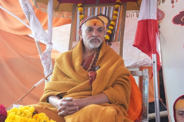 Shankaracharya Swami Avimukteshwaranand leaving Magh Mela in Prayagraj with a saddened expression