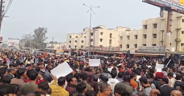 UGC Bill protest by Swarn Samaj blocking Gorakhpur Deoria road in Deoria