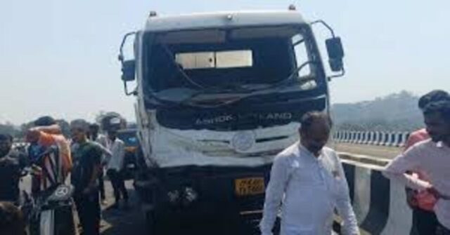 Thane Accident: 11 Dead in Cement Mixer and Van Collision