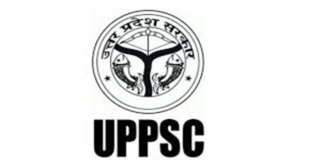 Students checking UPPSC RO ARO result online