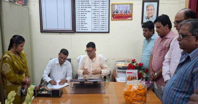 Prof Vimlesh Mishra Appointed Head of Hindi Department Gorakhpur University