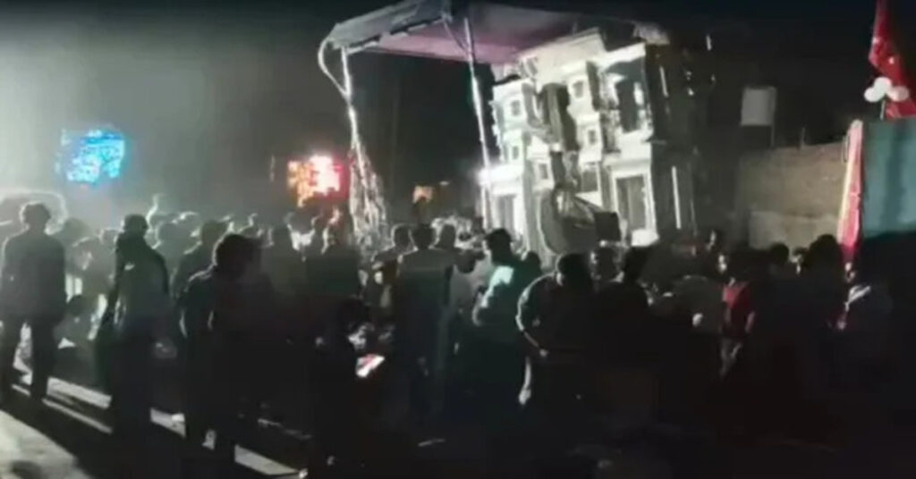 Ratlam Muharram Procession Tazia Accident Due to High Tension Wire