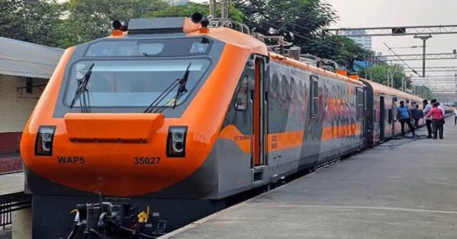 Gorakhpur Delhi Amrit Bharat Express